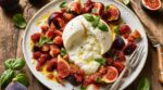 Cette astuce avec un fruit écrasé va changer pour toujours votre façon de servir la burrata devant vos invités