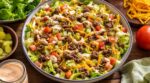 Fini la salade verte punition : cette salade façon Big Mac en 20 min bluffe même les fans de burger