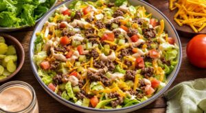 Fini la salade verte punition : cette salade façon Big Mac en 20 min bluffe même les fans de burger