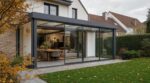 Il a fermé sa pergola avec des baies vitrées un samedi de novembre : six ans plus tard, c'est le notaire qui a bloqué la vente de la maison