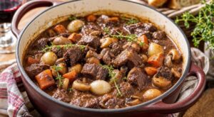 Il sort son bœuf bourguignon du congélateur la veille : ce qui se passe dans la sauce au déjeuner fait froid dans le dos