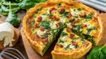 Je la fais chaque soir de flemme : cette quiche épinards-chèvre-lardons fait enfin manger vert aux enfants difficiles