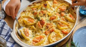 Mes enfants détestent le poisson : ce gratin de pâtes crémeux au four les a fait se resservir deux fois à tester ce soir