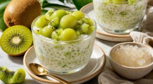 Ne servez plus jamais de salade de fruits : ce dessert au lait de coco et kiwi va tout changer