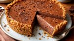 On s&rsquo;est disputé la dernière part : ce geste avec la pâte à cookie change tout dans la tarte mousse au chocolat