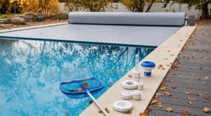 Piscine : avant de l'hiverner, ne faites pas cette erreur avec le niveau d'eau, elle peut coûter des milliers d'euros