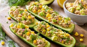 Samedi midi, j'ai banni la salade au saladier : cette astuce avec le concombre a tout changé à table