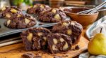 Vos muffins au chocolat sont toujours secs ? Ce fruit dans la pâte change tout et fait oublier les gâteaux du placard